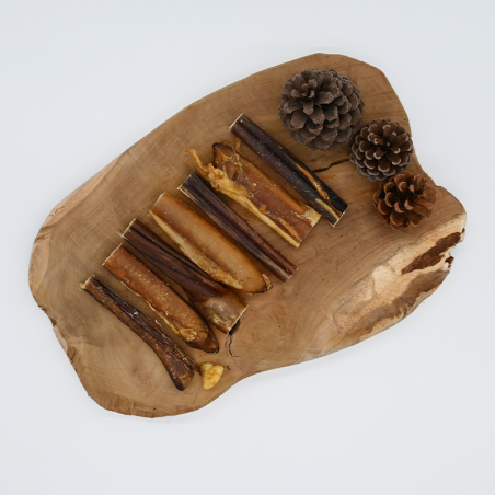 Nerf de boeuf 12cm - friandise de mastication naturelle occupation pour chiens Nerf de boeuf 12cm - friandise de mastication naturelle occupation pour chiens